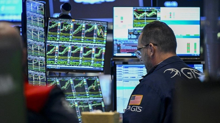 Ons altın yeni rekorunu kırarak 3340 doları aştı, ABD borsalarında satış dalgası sürüyor