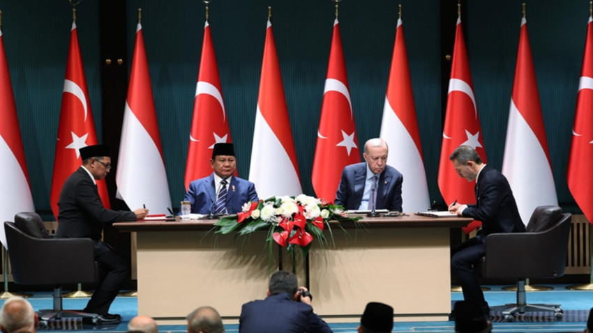 Türkiye ile Endonezya arasında 3 anlaşma imzalandı