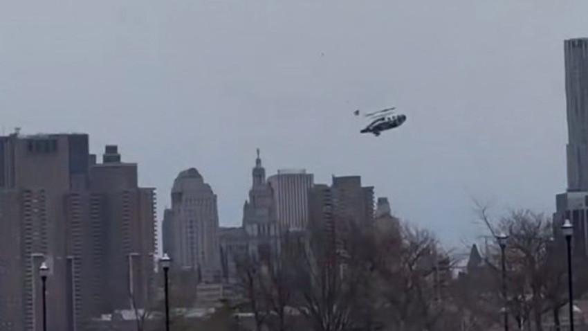 New York'taki Hudson Nehri'ne helikopter düştü: Kazada 6 kişi hayatını kaybetti