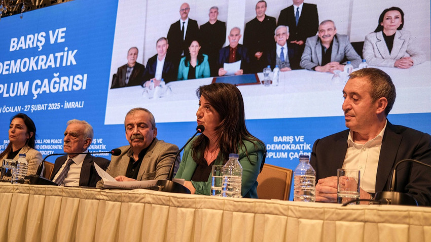 Öcalan'la dördüncü görüşme: DEM Parti heyeti İmralı'yı ziyaret etti