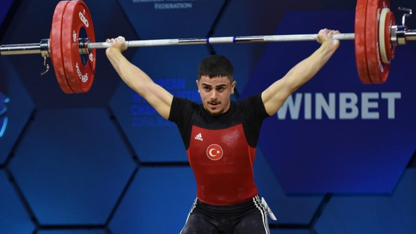 Milli halterci Kaan Kahriman Avrupa şampiyonluğuna ulaştı