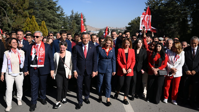 Anıtkabir yürüyüşü tartışması: Valilik 'uygun görmedi', CHP geri adım atmadı
