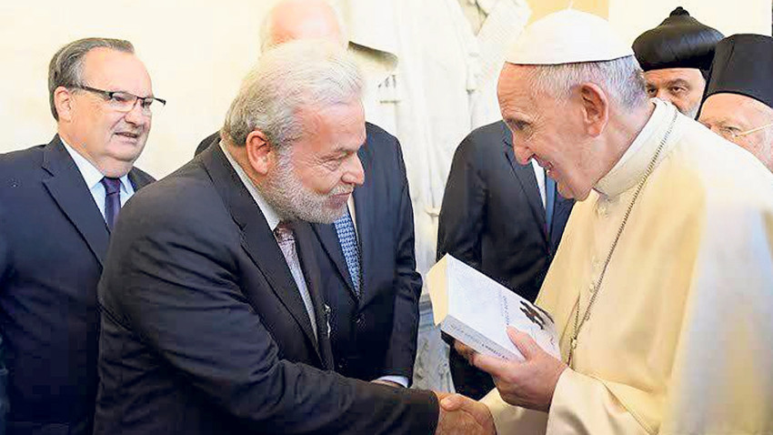 Nedim Gürsel-Papa Francesco