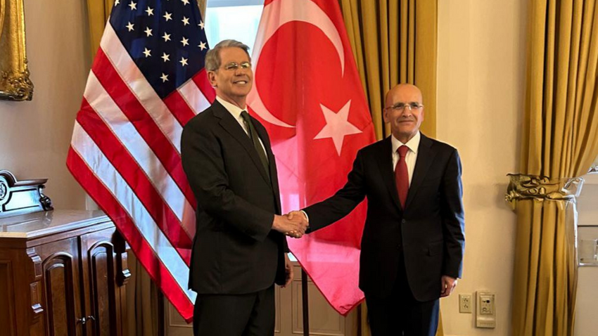 Hazine ve Maliye Bakanı Şimşek, ABD Hazine Bakanı Bessent ile görüştü