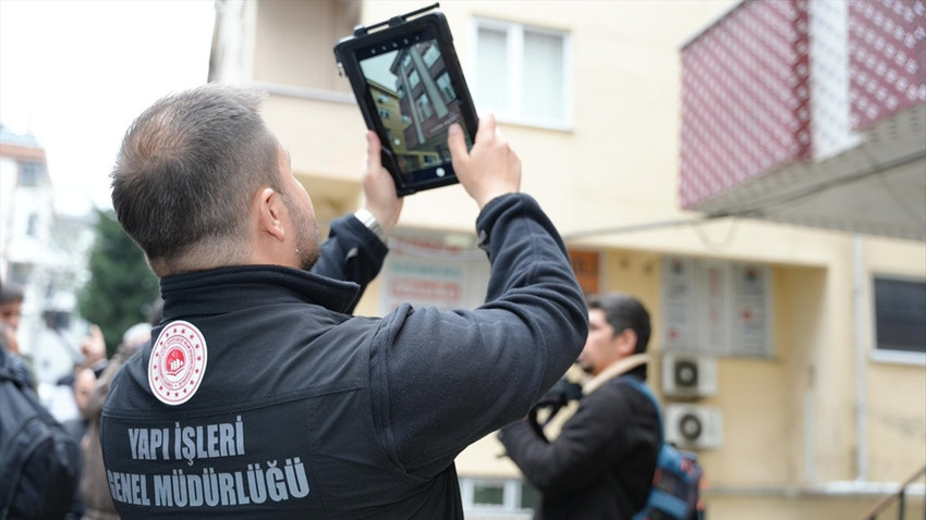 İstanbul'da 6 bin 539 hasar ihbarı yapıldı, 101 bina az hasarlı olarak tespit edildi