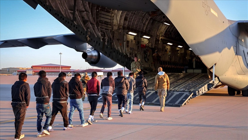 ABD'de Yüksek Mahkeme'den kritik karar: Savaş dönemi yetkileriyle sınır dışı işlemlerine durdurma