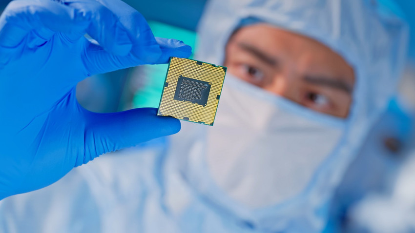 Yapay zeka rüzgarını arkasına alan Nvidia 4 trilyon dolar piyasa değerine ulaşan ilk şirket oldu