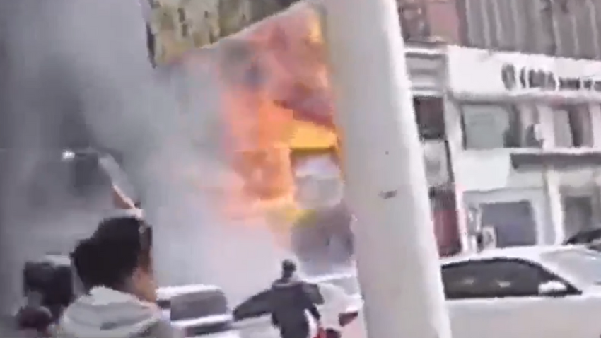 Çin'de bir restoranda çıkan yangında 22 kişi hayatını kaybetti