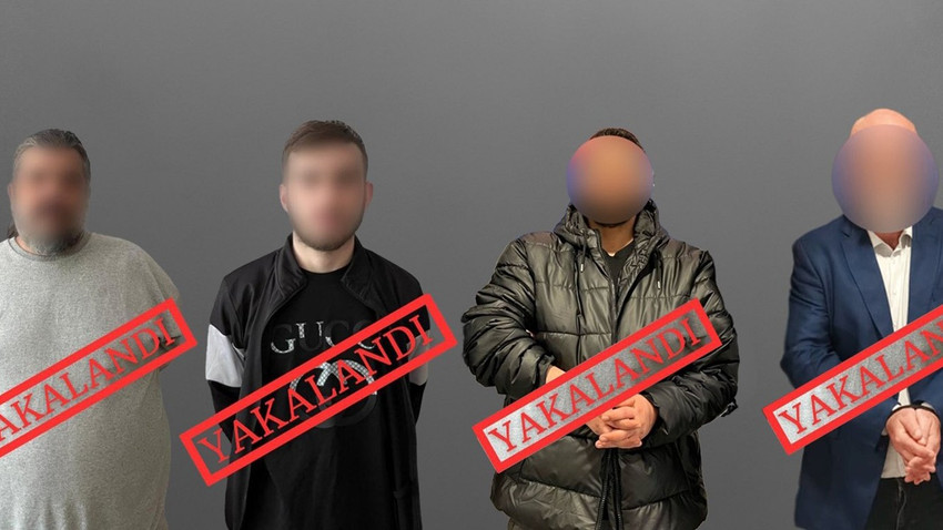 Bakan Yerlikaya: İkisi kırmızı bültenle aranan dört kişi yakalanarak Türkiye'ye getirildi