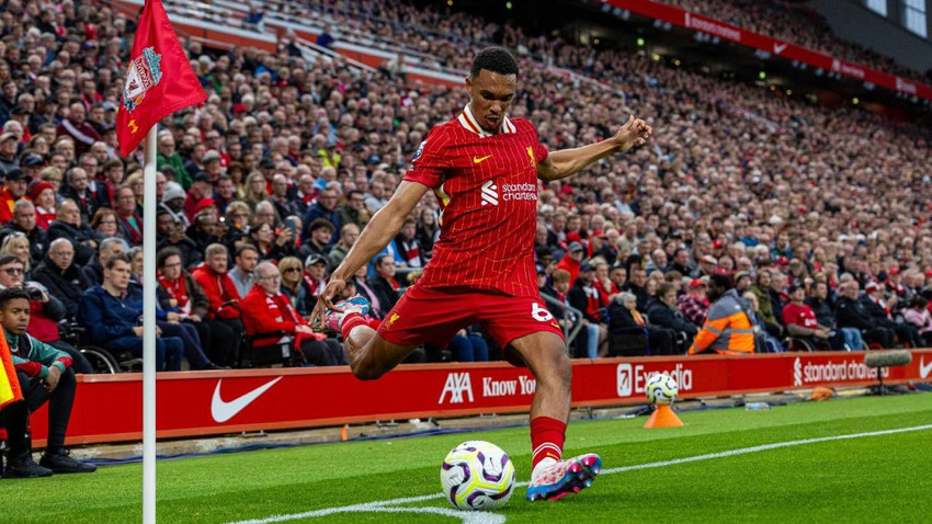 Liverpool'un yıldız oyuncusu Trent Alexander-Arnold takımdan ayrılacağını duyurdu