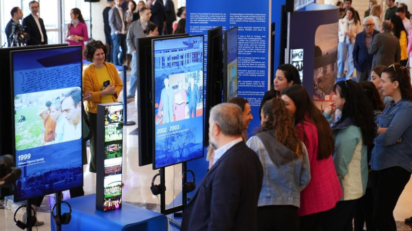 Sabancı Üniversitesi’nden 25. yıla özel yapay zeka destekli sergi