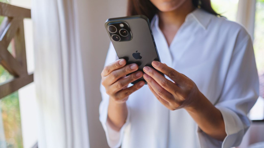 WSJ yazdı: Apple düşünce gücüyle iPhone kontrolü için harekete geçti