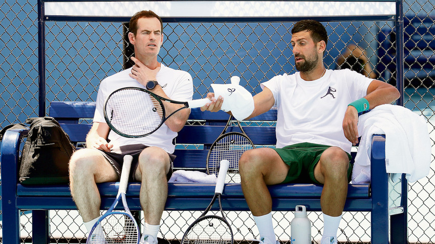 Djokovic, eski rakibi ve artık eski koçu Andy Murray ile Miami’de bir antrenman seansında. (Fotoğraf: Getty Images)