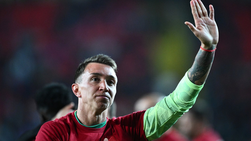Galatasaray Muslera'yı 1 sezon daha takımda tutmak istiyor