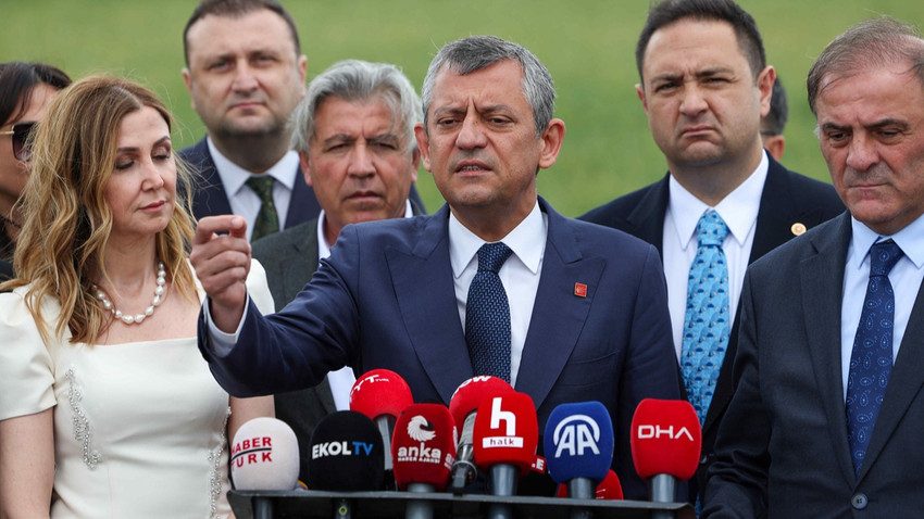 Özel'den Erdoğan'a: İngiliz Muhipleri Cemiyeti'ni en iyi o bilir