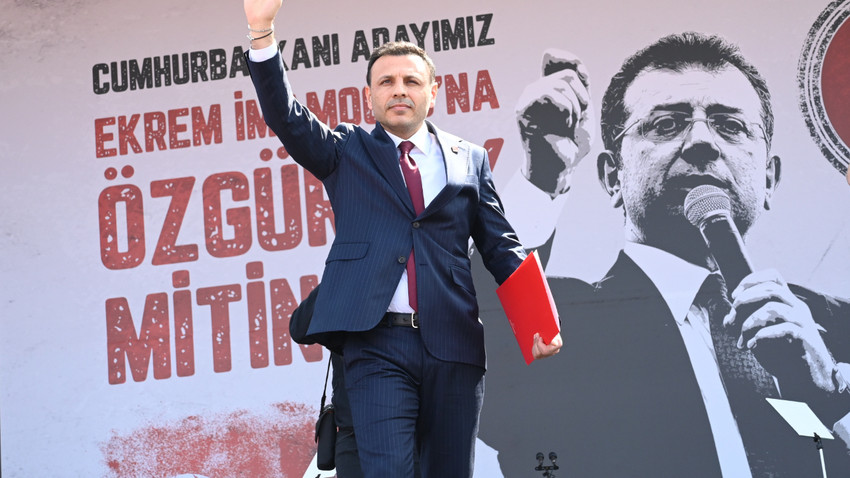 Özgür Çelik hakkında iddianame: Siyasi yasak ve 15 yıl hapsi isteniyor