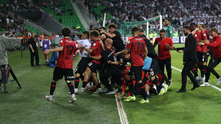 Fatih Karagümrük yeniden Süper Lig'de