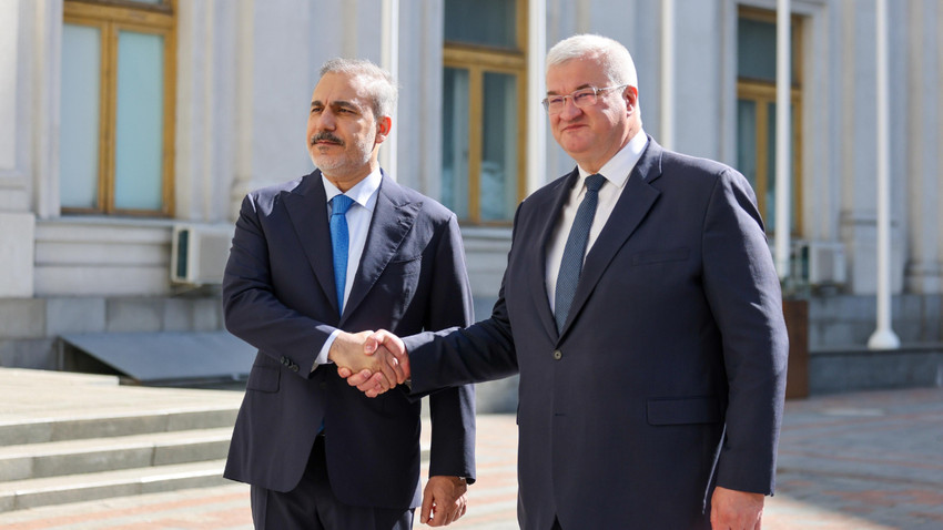 Dışişleri Bakanı Fidan Kiev’de: 'Cumhurbaşkanı Erdoğan’ın ev sahipliğinde liderler İstanbul’da buluşabilir'