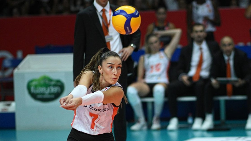 Fenerbahçe Hande Baladın'ı resmen duyurdu