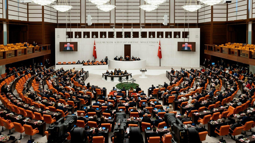 TBMM Başkanlığı seçiminin ilk turunda hiçbir aday yeterli oyu alamadı