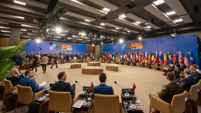 NATO Savunma Bakanları, Brüksel'de bir araya geldi