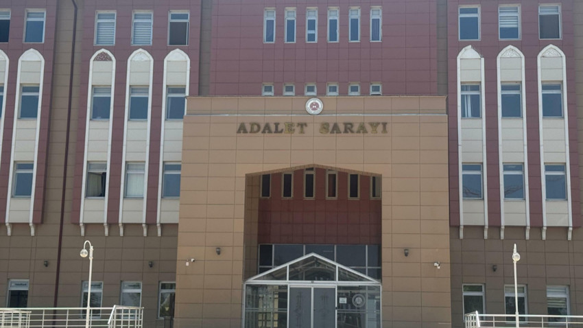 Manisa Barosu’ndan Yeni Akit Haber Müdürü hakkında suç duyurusu