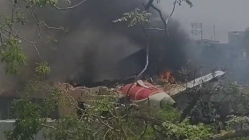 New York Times yazdı: Hindistan'da düşen yolcu uçağında herkes ölürken, 11A koltuğundaki yolcu nasıl kurtuldu?