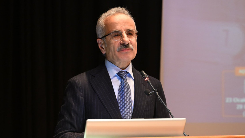Bakan Uraloğlu'ndan İsrail saldırısı sonrası açıklama: Hava sahaları kapatıldı, uçuşlar iptal edildi