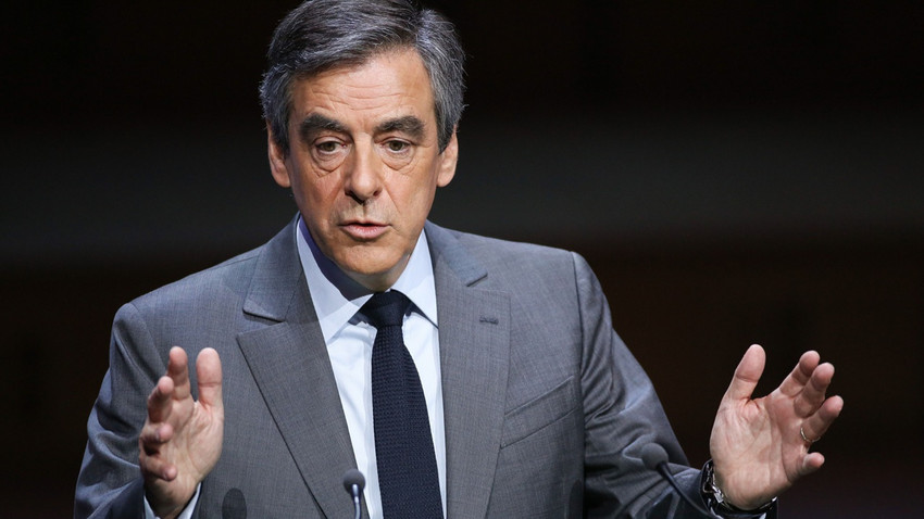 Yolsuzluktan suçlu bulunmuştu: Fransa'da eski Başbakan Fillon'a 5 yıl siyasetten men cezası
