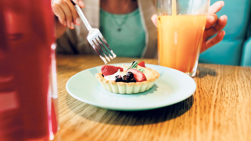 Meyve suyundaki fruktoz çok hızlı bir şekilde kana karışıyor. (Fotoğraf: Getty Images)