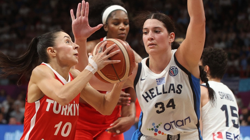 A Milli Kadın Basketbol Takımı, FIBA Avrupa Şampiyonası'nda çeyrek finale yükseldi
