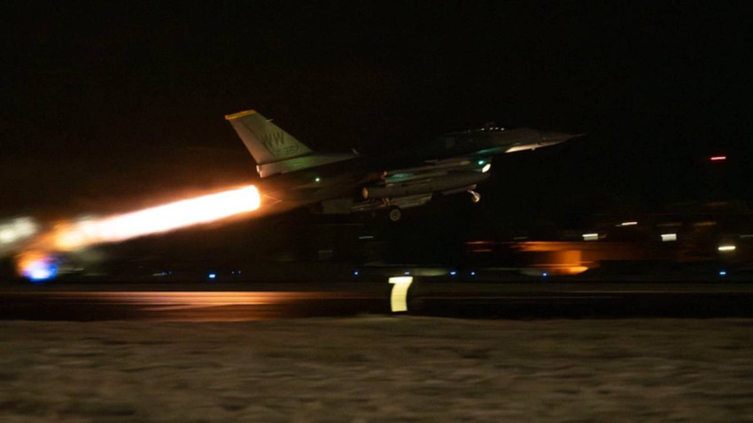 Hollanda, Romanya'ya 1 Euro'ya 18 tane F-16 sattı