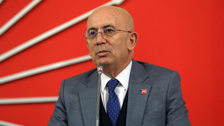 25 ilçe başkanlığından ortak açıklama: Genel Başkanımız Özgür Özel’in öncülüğünde iktidar yolunda yürüyeceğiz
