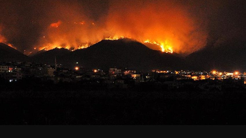 Hatay'daki orman yangını 2. gününde: 9 yayla tahliye edildi