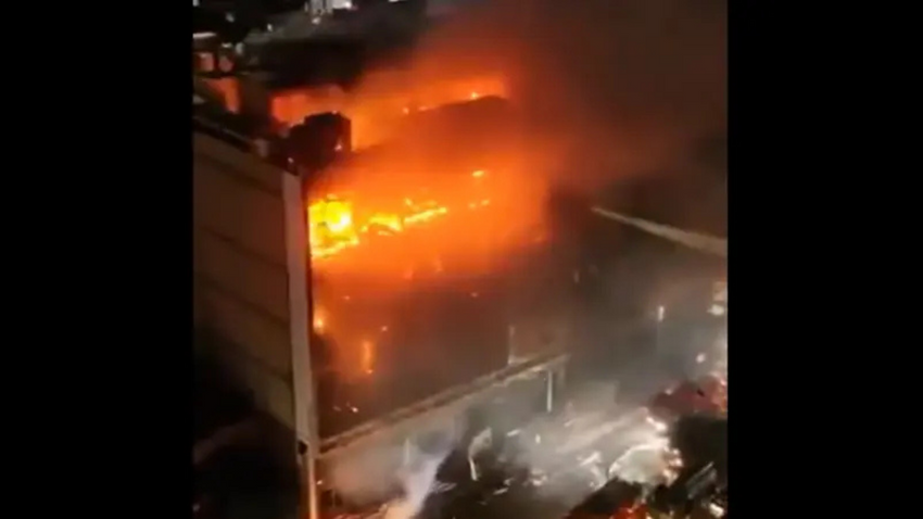 Irak'ta AVM yangını: 69 kişi hayatını kaybetti