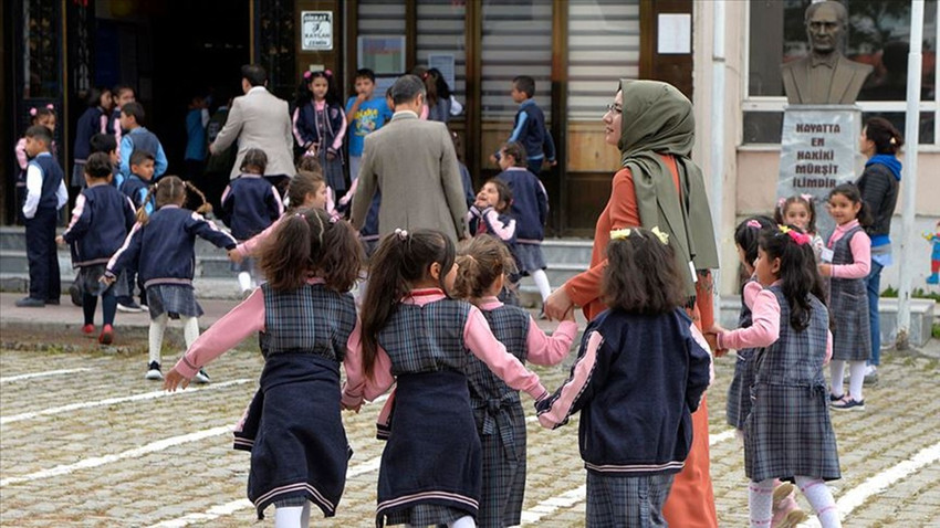 MEB'den '10 Kasım' açıklaması: Ara tatil tarihiyle ilgili iddialar iftira ve karalama kampanyasının parçası