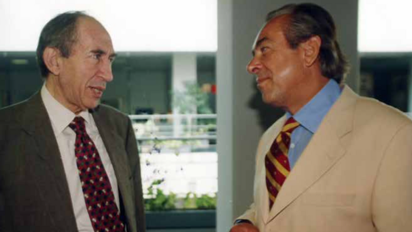 Meslek büyüğümüz Altan Öymen