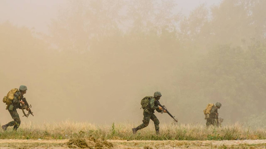 Tayland-Kamboçya arasında sıcak çatışma: F-16 savaş uçakları askeri karargahı vurdu