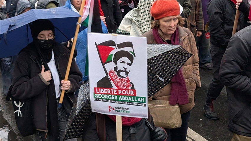 Fransa'nın 'en eski' mahkumuydu: 41 yıl sonra tahliye edilen Lübnanlı aktivist George Abdullah ülkesine döndü