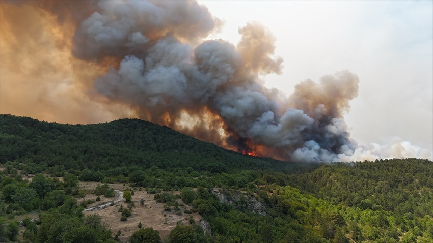 Karabük'te alevlerle mücadelede üçüncü gün