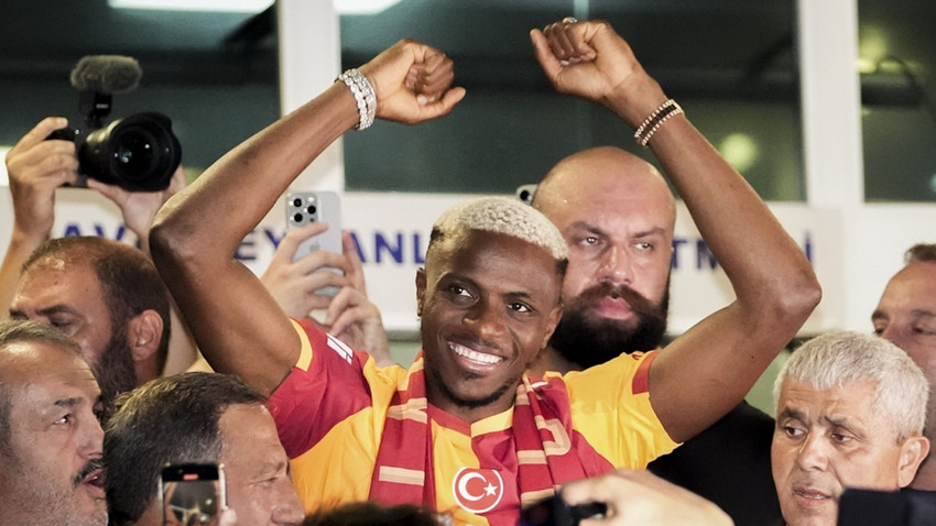 Victor Osimhen resmen Galatasaray'da