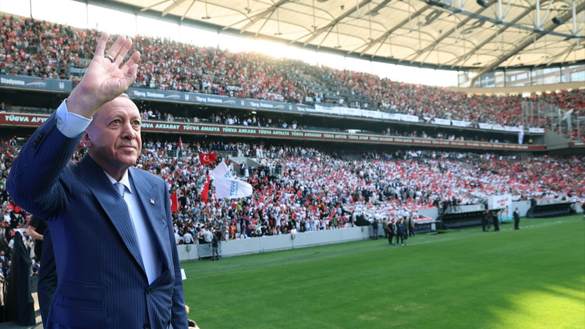 Cumhurbaşkanı Erdoğan: Gençlerimizi marjinallerin insafına terk etmeyeceğiz