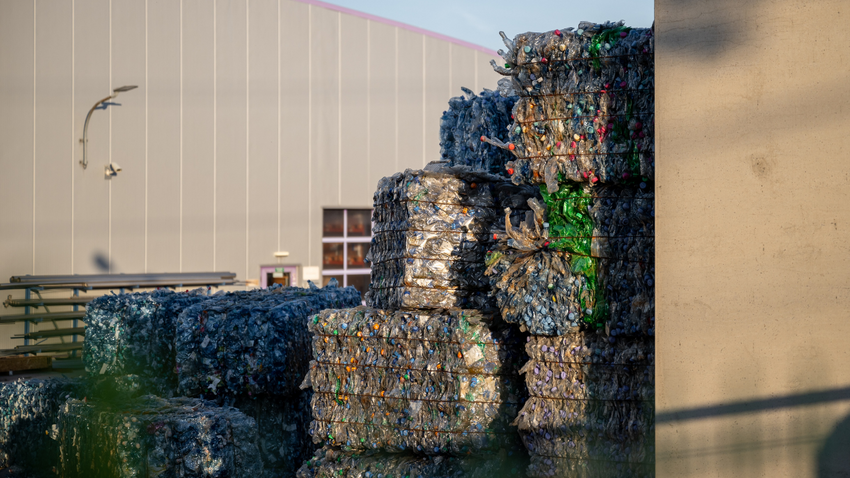 Her gün 30 bin ton plastik okyanuslara karışırken hızla önlem alalım