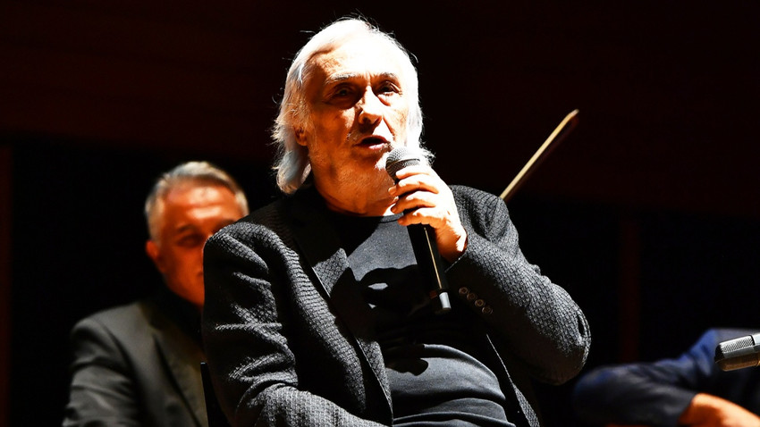 Sanatçı Müjdat Gezen'e 'bir yıl önceki' sözleri nedeniyle soruşturma