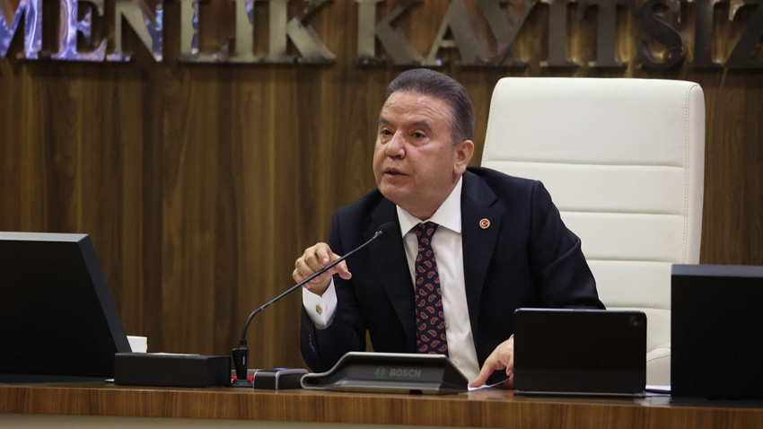 Muhittin Böcek hastaneye sevk edildi