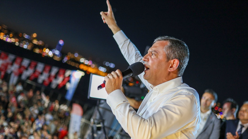 Özgür Özel: Sarayla Çağlayan'ın, Çağlayan'la Ankara'nın, Ankara'yla HSK'nın birbirleriyle kavgası var