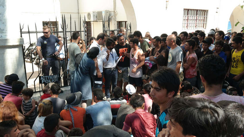 Yunanistan iltica başvurusunda bulunanlardan kemik yaşı tespiti isteyecek