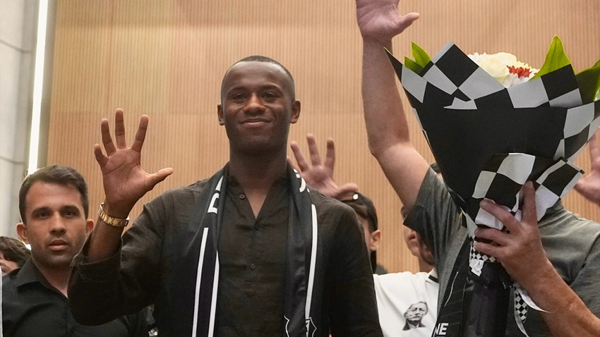 Tiago Djalo Beşiktaş için İstanbul'da