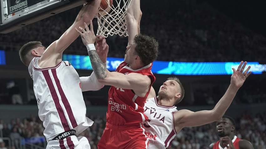 Bir basamak yükseldi: Türkiye, FIBA dünya sıralamasında 11. sıraya çıktı