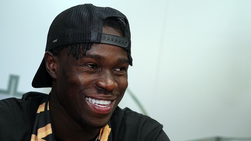 Maliyeti açıklandı: Galatasaray Singo ile 5 yıllık sözleşme imzaladı